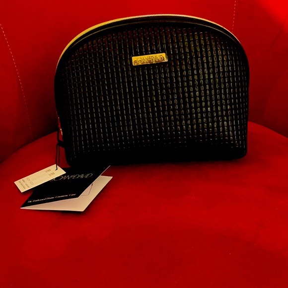 BRAND NEW JOAN & DAVID  MAKEUP BAGS - Picture 1 of 4